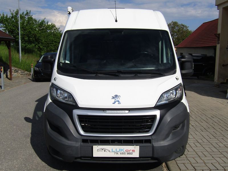 Peugeot Ostatní (2014) 2.2 HDI 96kW OBYTNÁ VESTAVBA - fotka 2 z 33