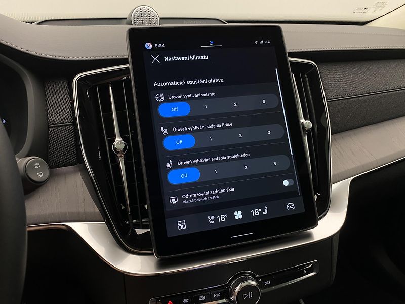 Volvo XC90 (2026) T8 AWD Plug-in DARK ULTRA - fotka 46 z 76