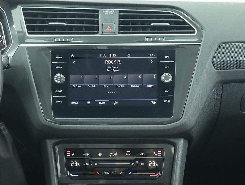 Volkswagen Tiguan (2021) Life 2.0 TDI - fotka 12 z 26