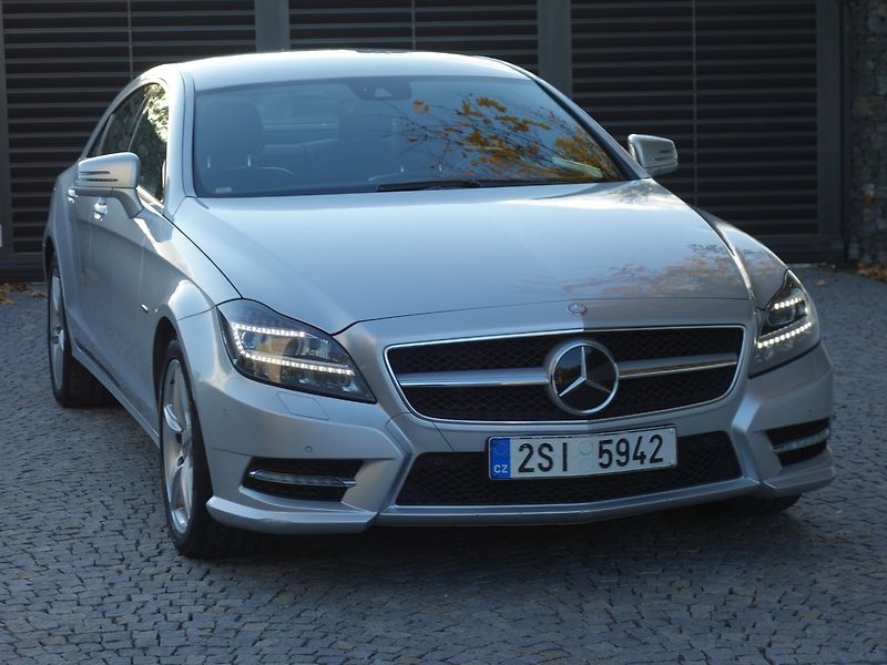 Mercedes-Benz CLS (2012) 350D*4M*AMG*195KW*TOP-VÝB*CZ!! - fotka 1 z 48