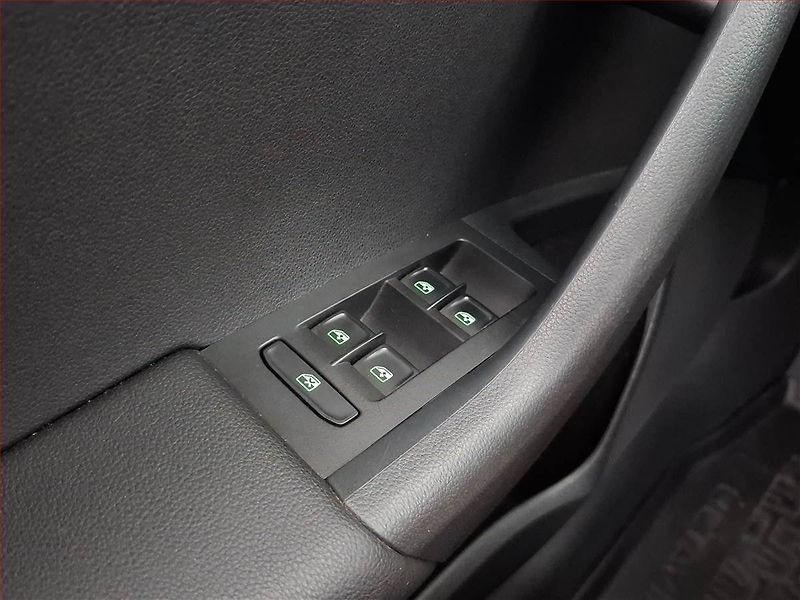 Škoda Octavia (2018) Style 2.0 TDI, Automat, Navi - fotka 21 z 21