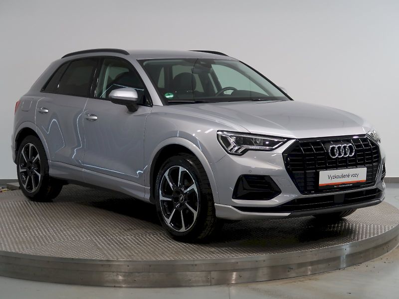 Audi Q3 (2023) S-LINE 1.5TSI 110KW AUTOMAT - fotka 6 z 39