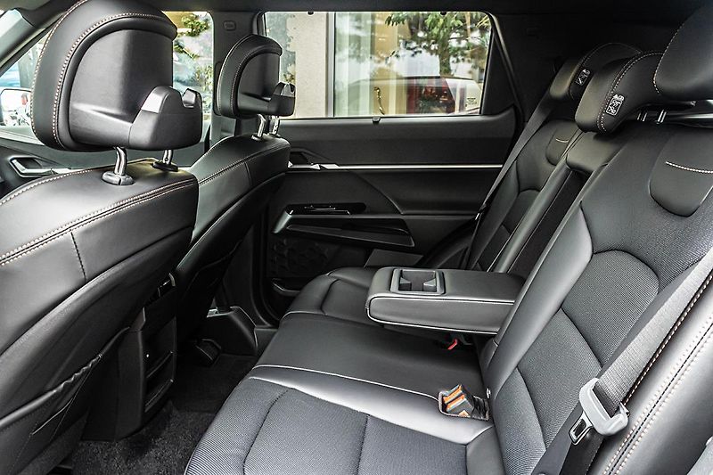SsangYong Torres (2025) 1,5 GDI 4WD AT PREMIUM 5el.dve - fotka 16 z 22