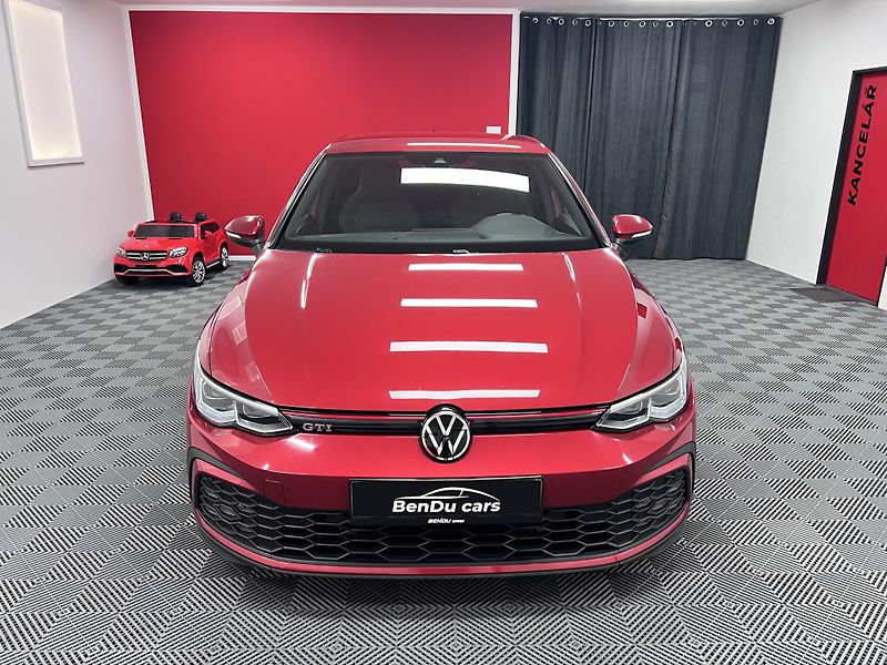 Volkswagen Golf GTI 180 kW Servis 68tkm - fotka 2 z 49