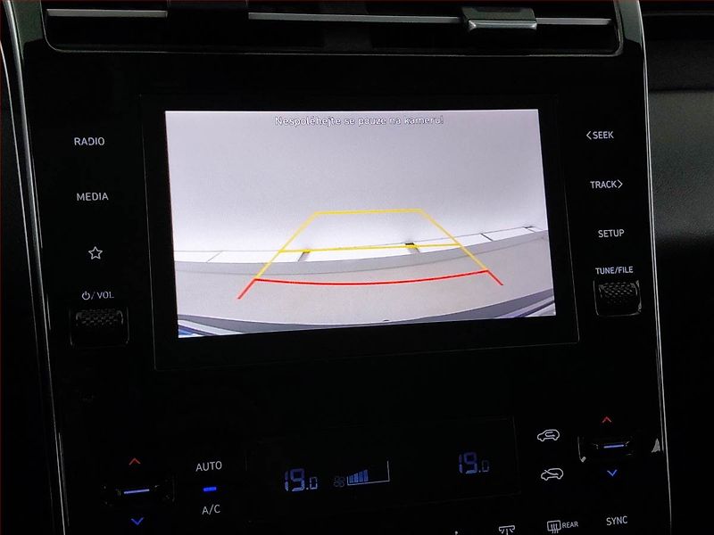 Hyundai Tucson (2022) 1.6 T-GDI 48V MHEV - fotka 17 z 20