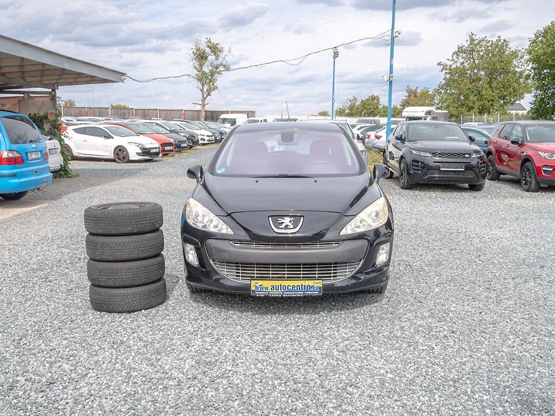 Peugeot 308 (2008) 1.6i 88KW 3DV – 2x KOLA - fotka 2 z 36