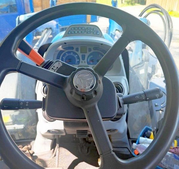 New Holland (2017) T6.175 traktor+nakladač 166HP  - fotka 10 z 10