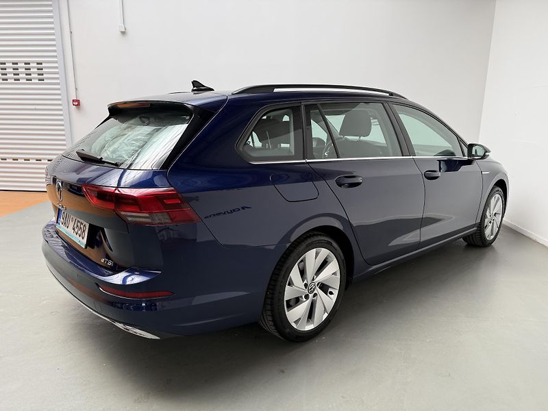 Volkswagen Golf 1.5 TSI EVO 110kW mHEV Style D - fotka 4 z 13