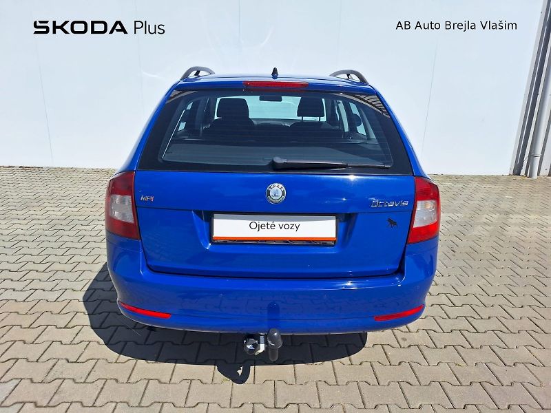 Škoda Octavia (2009) COMBI / 1.6 MPI / 75 kW / 5MP - fotka 9 z 26