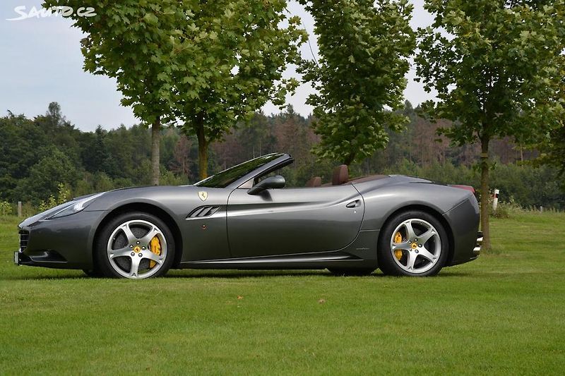 Ferrari California (2011) Top Podepsaná KIMI RAIKKONEN - fotka 17 z 48