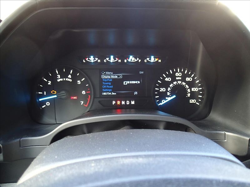 Ford F-150 5,0 V8, hardtop - fotka 36 z 64