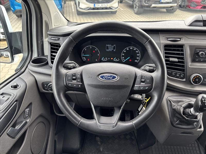 Ford Transit Custom 2,0 EcoBlue 96kW K.Van - fotka 15 z 32