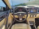 Volkswagen Tiguan (2009) 2.0TDI, 4MOTION, PANORAMA - náhled 15