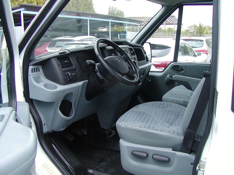 Ford Transit (2011) 2.2TDCi, 6MÍST, 350L,196TIS.KM - fotka 12 z 50