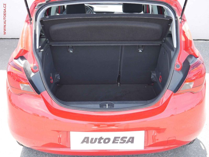 Opel Corsa (2018) 1.4i, 1.maj,ČR, AC - fotka 7 z 15