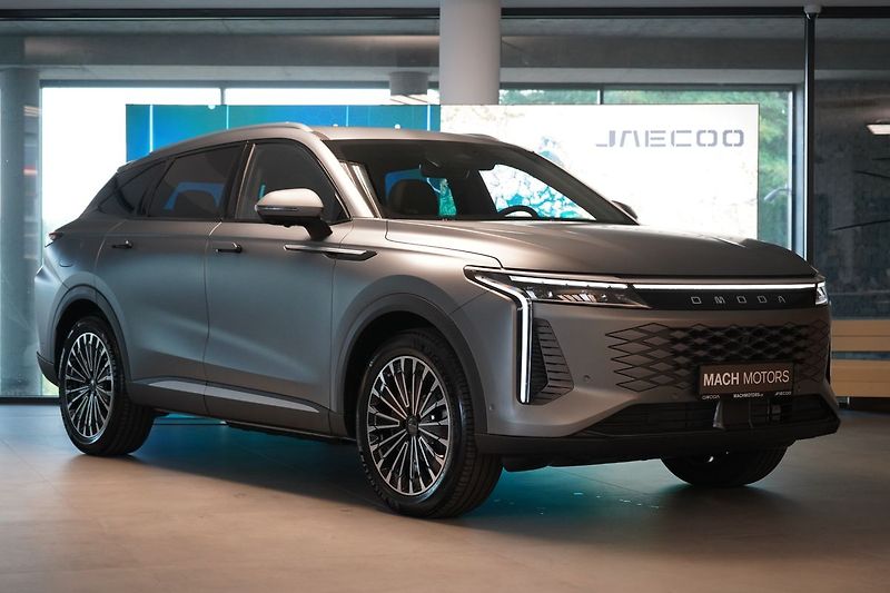 Omoda Ostatní 1.5 T-GDI 3DHT AWD PREMIUM - fotka 3 z 53