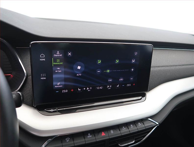 Škoda Octavia (2022) Style 2.0 TSI - fotka 18 z 24