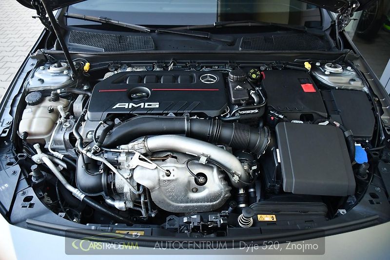 Mercedes-Benz Třídy A A 35 AMG 4MATIC AERO - fotka 52 z 55