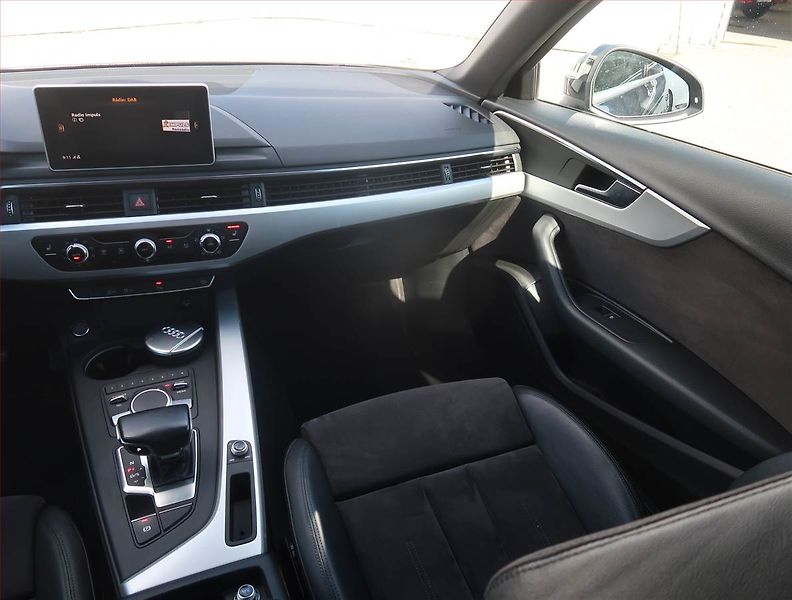 Audi A4 (2017) 2.0 TDI, Automat, Serv.kniha - fotka 8 z 23