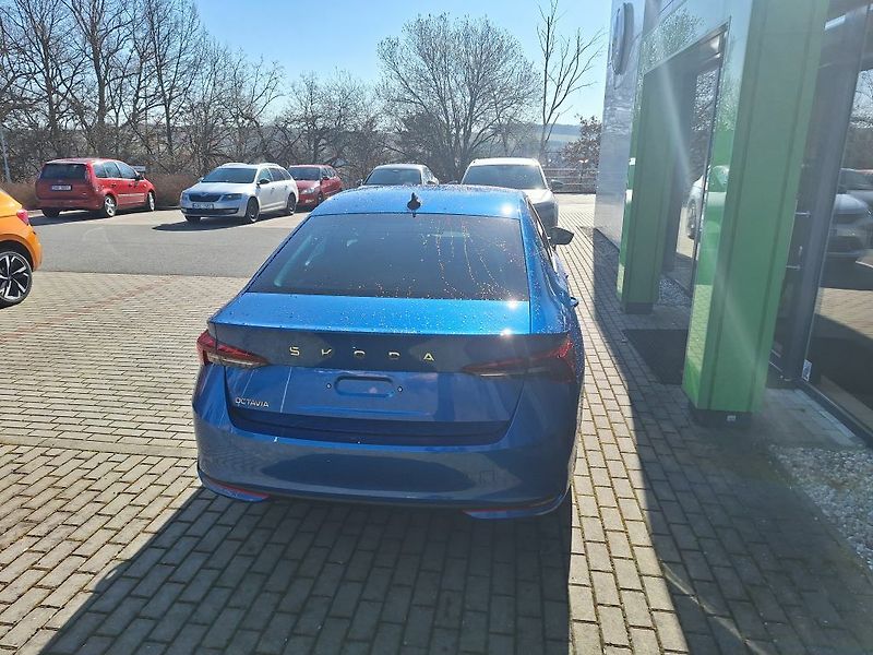 Škoda Octavia 130LET 1,5TSI 110kW - fotka 6 z 11