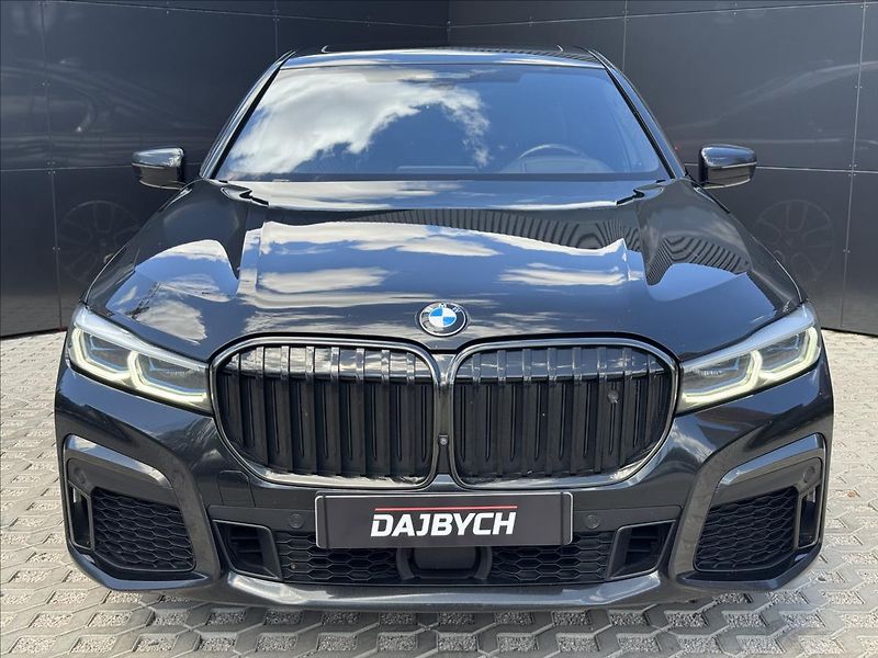 BMW Řada 7 3,0 740Ld xDrive M-Paket AT DP - fotka 4 z 45