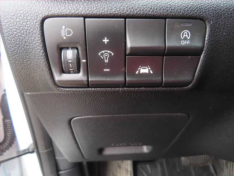 Kia Sportage (2021) 1.6 CRDi MHEV, Automat, Navi - fotka 21 z 22