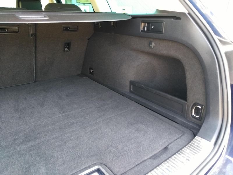 Volkswagen Passat 1,4 TSI  /110 kW/  - fotka 7 z 45