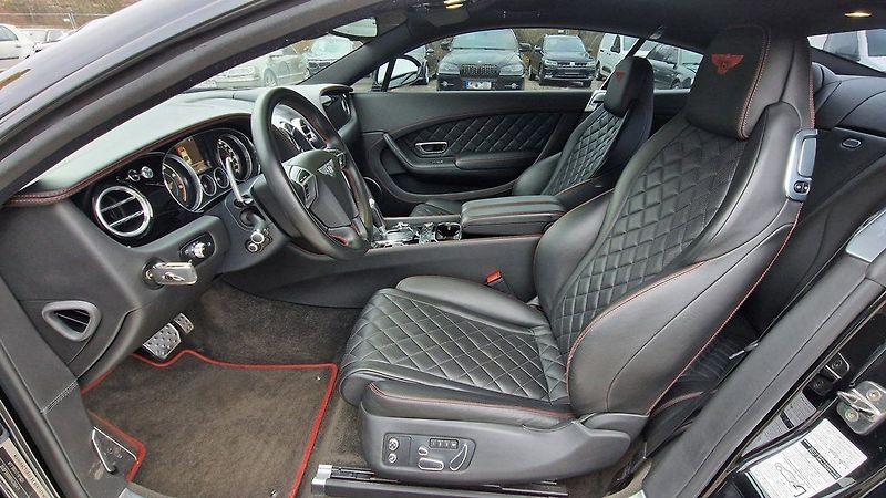 Bentley Continental GT GT V8S/Diamond Edition/ČR/530P - fotka 10 z 17