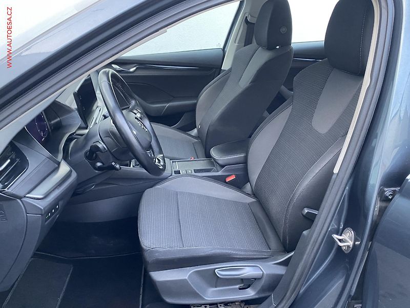 Škoda Octavia (2020) 1.5 TSi, Ambition - fotka 9 z 19