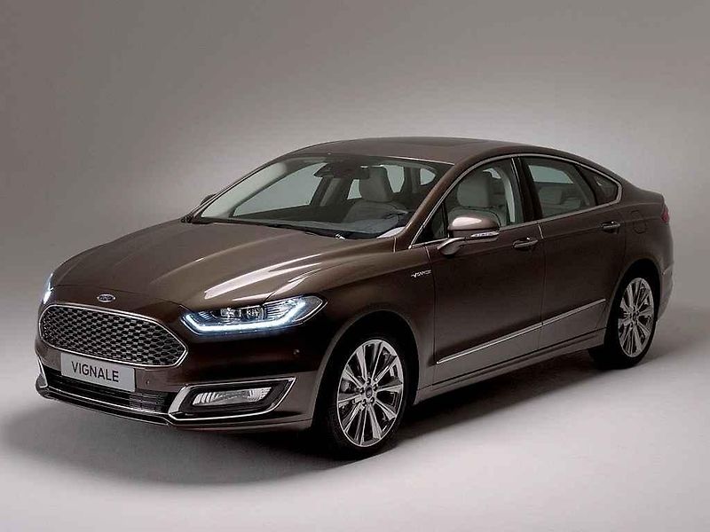 Ford Vignale Mondeo.