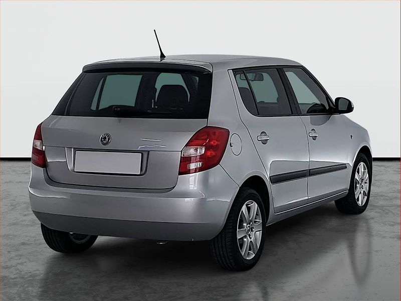 Škoda Fabia (2011) 1.2 TSI, Automat, Serv.kniha - fotka 5 z 15