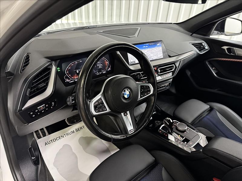 BMW Řada 1 120i M Sport Virtual Pano LED - fotka 15 z 47