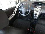 Toyota Yaris (2008) 1.0 VVT-i - náhled 7
