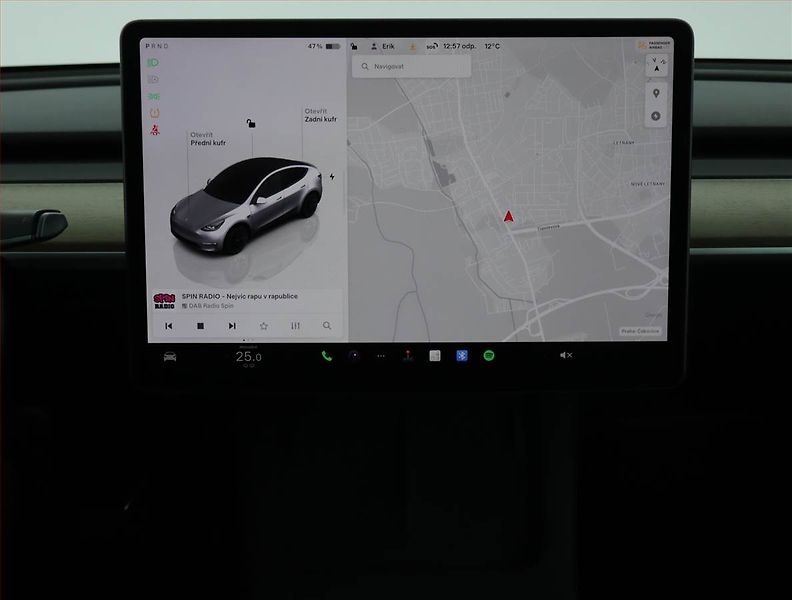 Tesla Model Y (2022) Long Range AWD 79kWh, SoH 92% - fotka 12 z 21