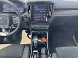 Volvo XC40 (2023) ULTIMATE BRIGHT B4 P 145kW AWD - náhled 10