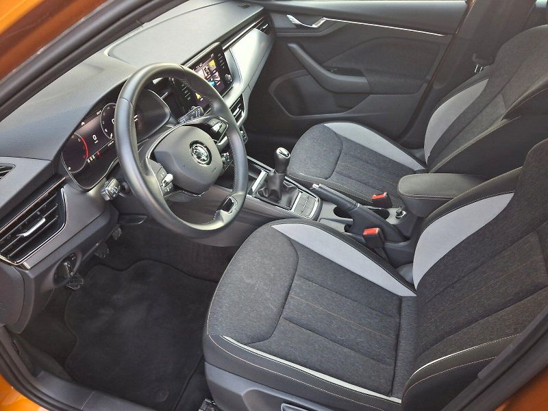 Škoda Kamiq (2023) Style 1,0TSi 81kW - fotka 6 z 34