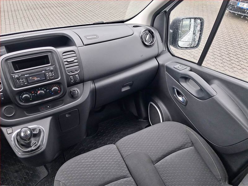 Opel Vivaro (2018) 1.6 CDTI, Bus, 9Míst, DPH - fotka 8 z 19