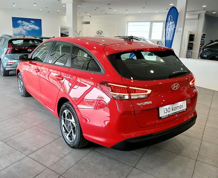 Hyundai i30 (2026) 1,0 T-GDI GO Czech! - fotka 5 z 16