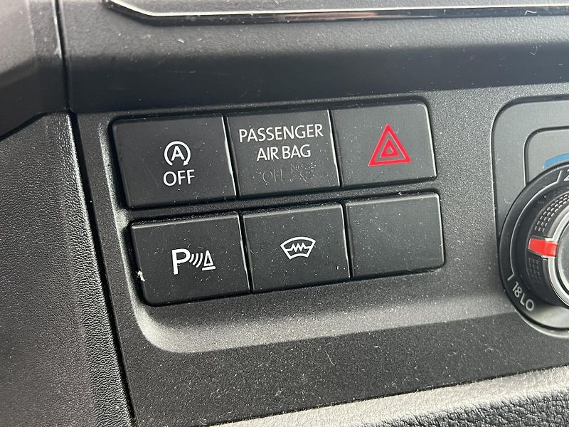 Volkswagen Transporter (2019) 2.0TDI 110kW DSG 1.MAJITEL ČR - fotka 14 z 19
