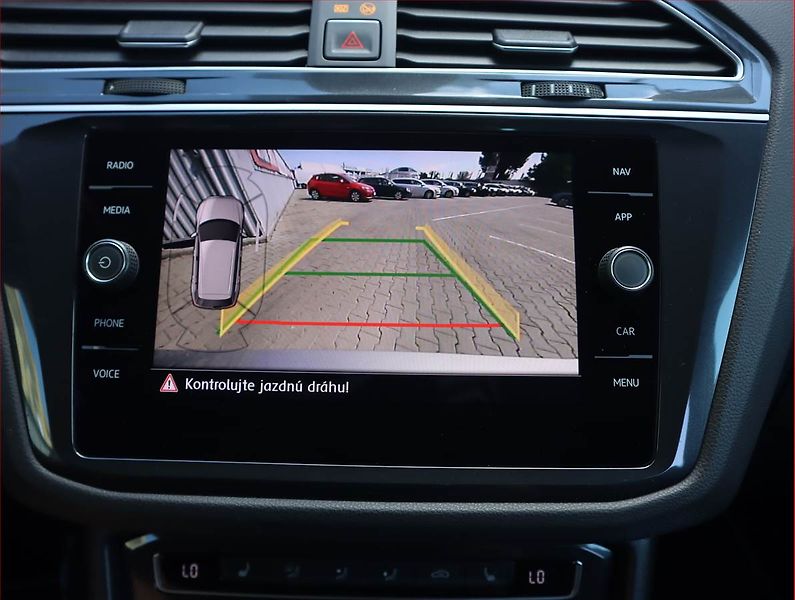 Volkswagen Tiguan (2018) Highline 2.0 TDI - fotka 18 z 23