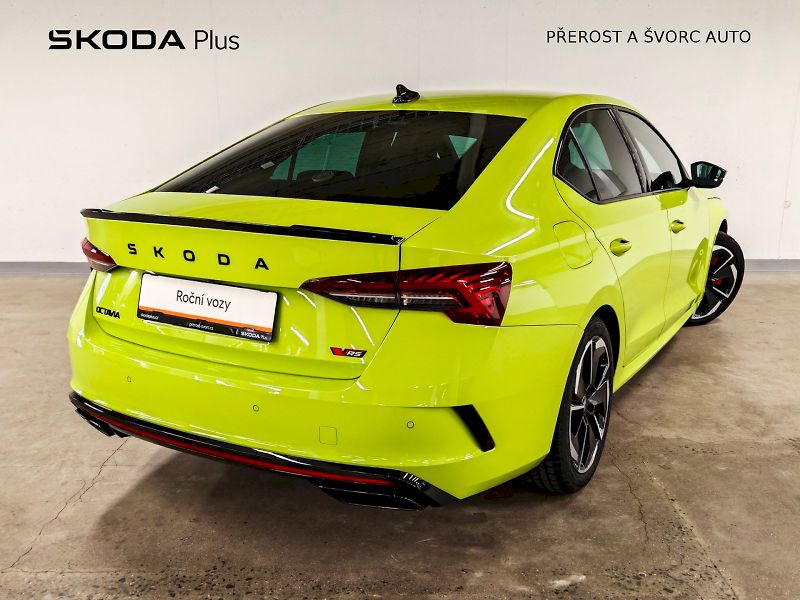 Škoda Octavia (2025) 2.0 TSI 195 kW DSG RS - fotka 2 z 31