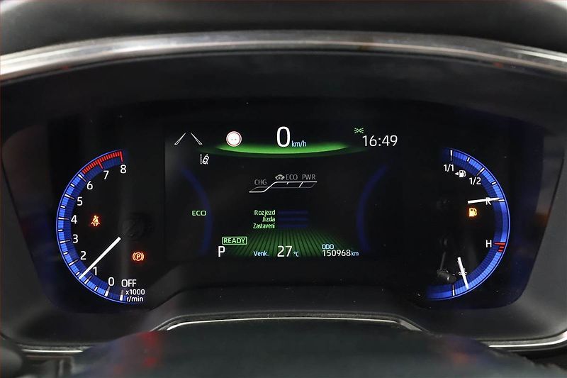 Toyota Corolla (2021) Style 2.0 Hybrid - fotka 8 z 16