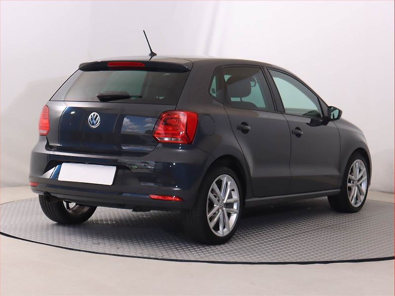 Volkswagen Polo (2016) 1.2 TSI, Automat, Tempomat - fotka 5 z 21