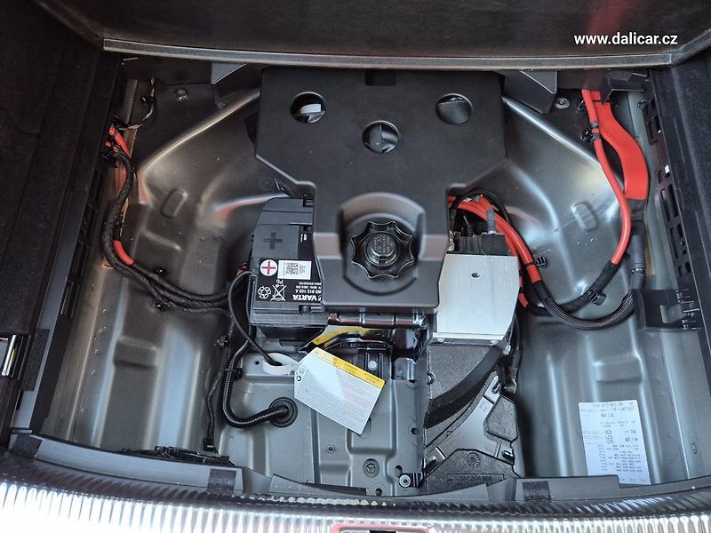 Audi A4 Avant (2020) 2.0TDi 120KW FullLed S-line    - fotka 22 z 58