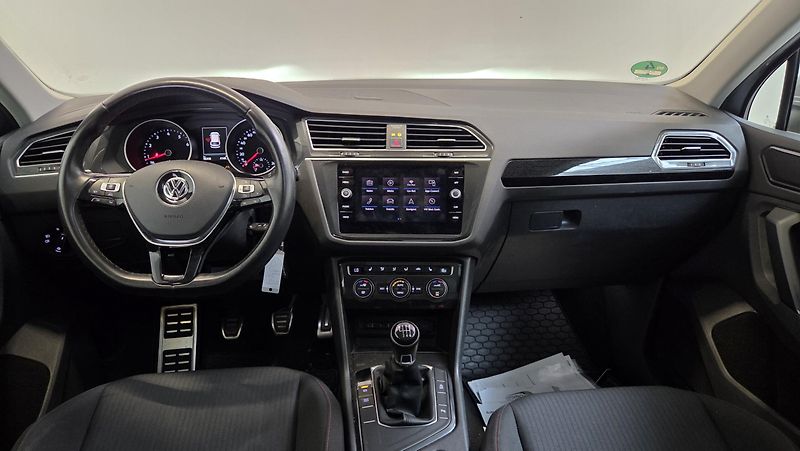 Volkswagen Tiguan - fotka 6 z 6