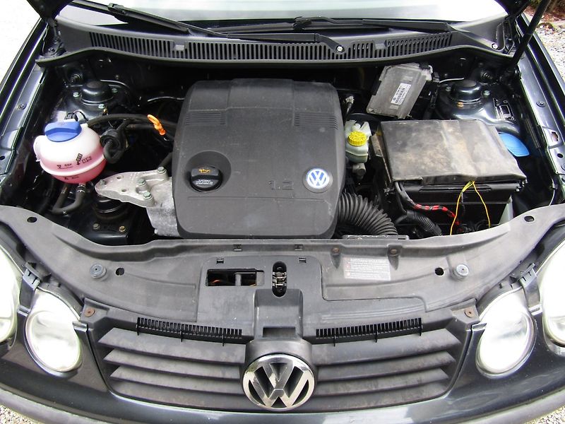 Volkswagen Polo (2005) 1.2i 40kW   CZ PŮVOD - fotka 31 z 31