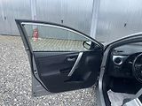 Toyota Auris 1.8i 16v HYBRID AUT SERVIS TOP - náhled 86