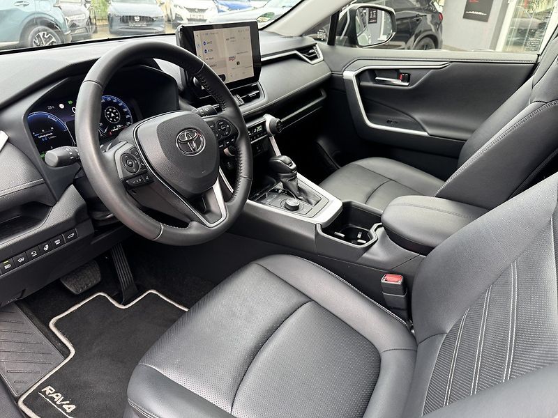 Toyota RAV4 (2023) 2.5HSD 4WD Hybrid Executive - fotka 26 z 49