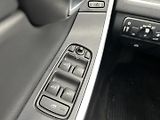 Volvo XC60 2.0  D4 Momentum - náhled 20