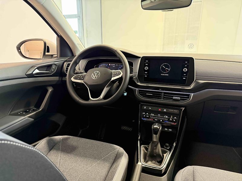 Volkswagen T-Cross (2025) 1.5 TSI 110 kW 7DSG - fotka 8 z 8